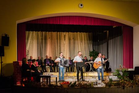 Koncert ob 25. obletnici MoPZ Slavnik 36